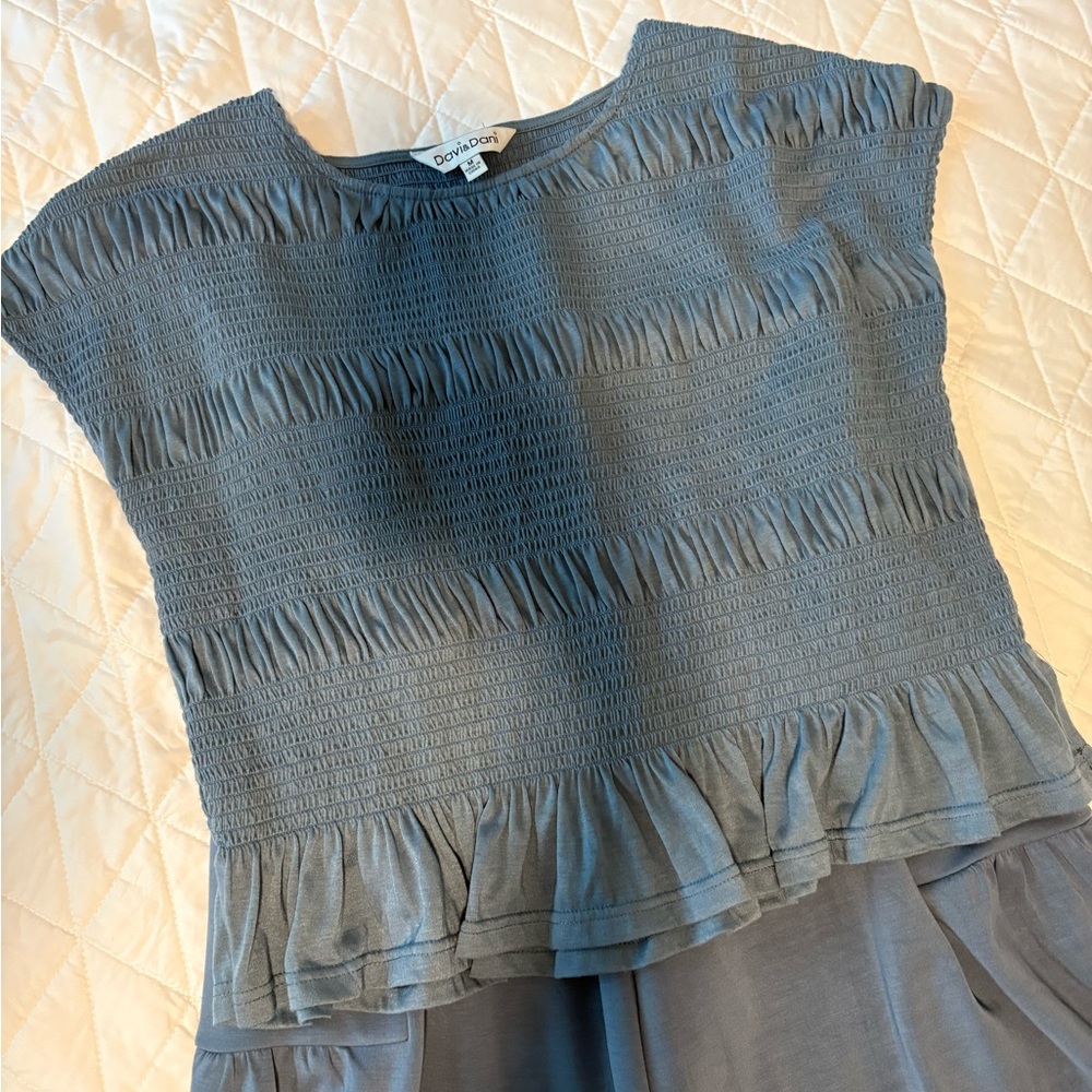 Matching Set - Picture 2 of 4